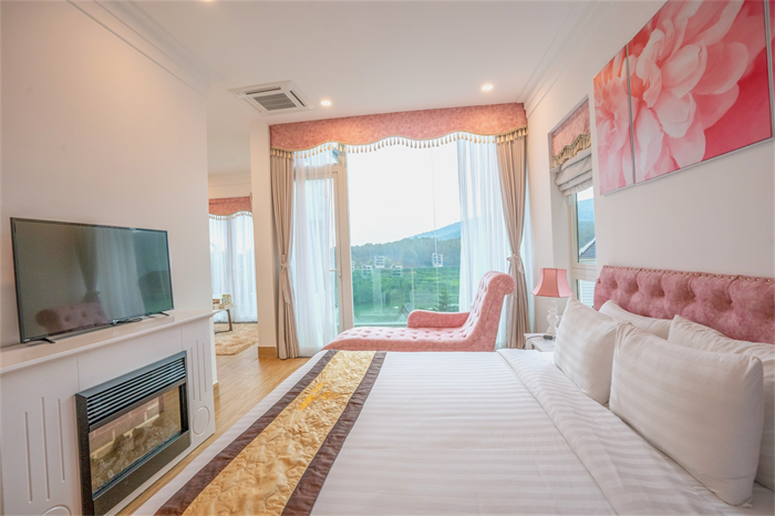 Villa cao cấp 4 Phòng Ngủ Hướng Hồ